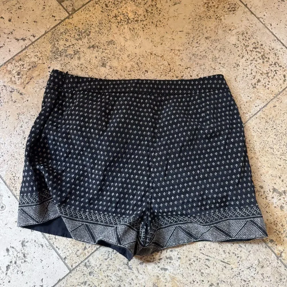 BCBG Max Azria Black Patterned Mini Skort